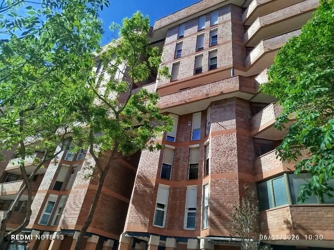 Vista exterior de Pis en venda en Sabadell