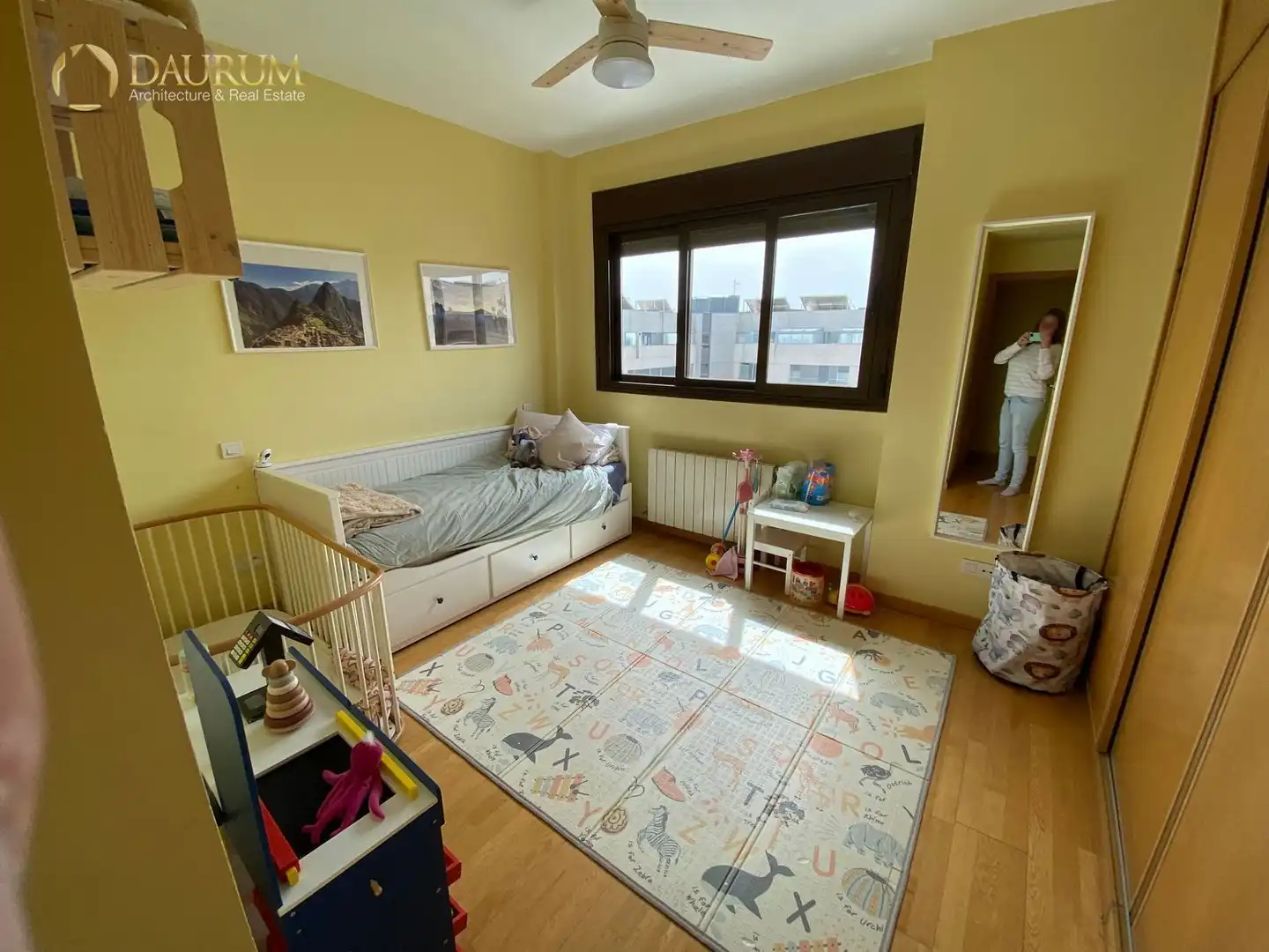 Habitación de Ático en venta en Madrid con Calefacción, Terraza y Trastero