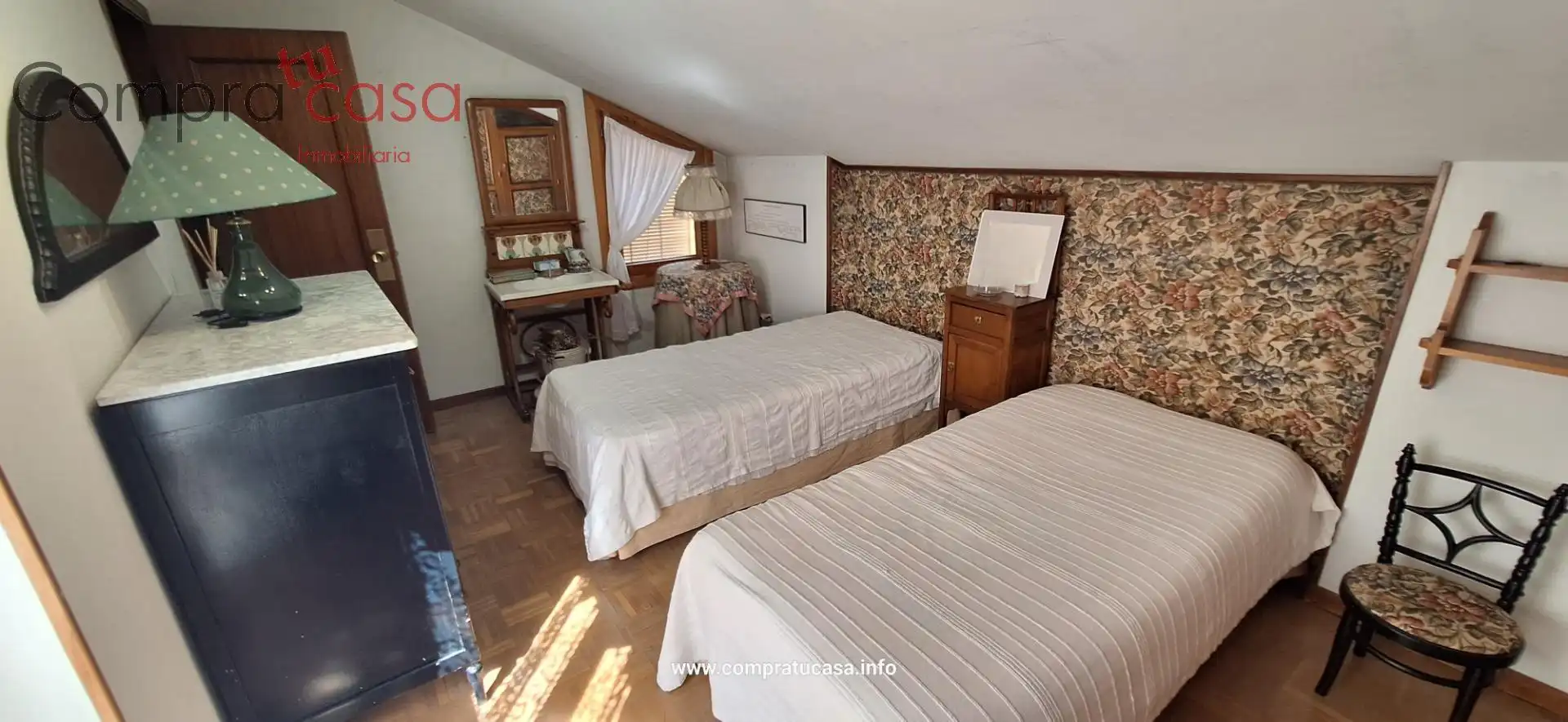Bedroom of Attic for sale in Segovia  with Heating, Parquet flooring and Terrace