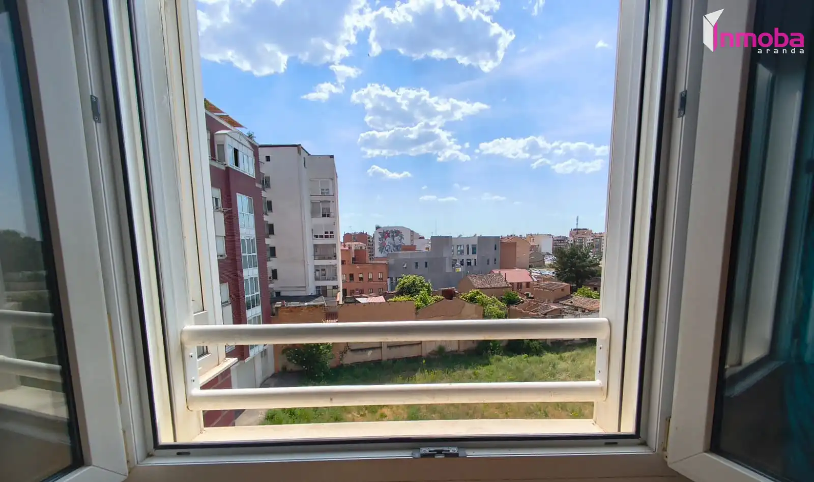 Balcony of Flat for sale in Aranda de Duero  with Heating and Oven
