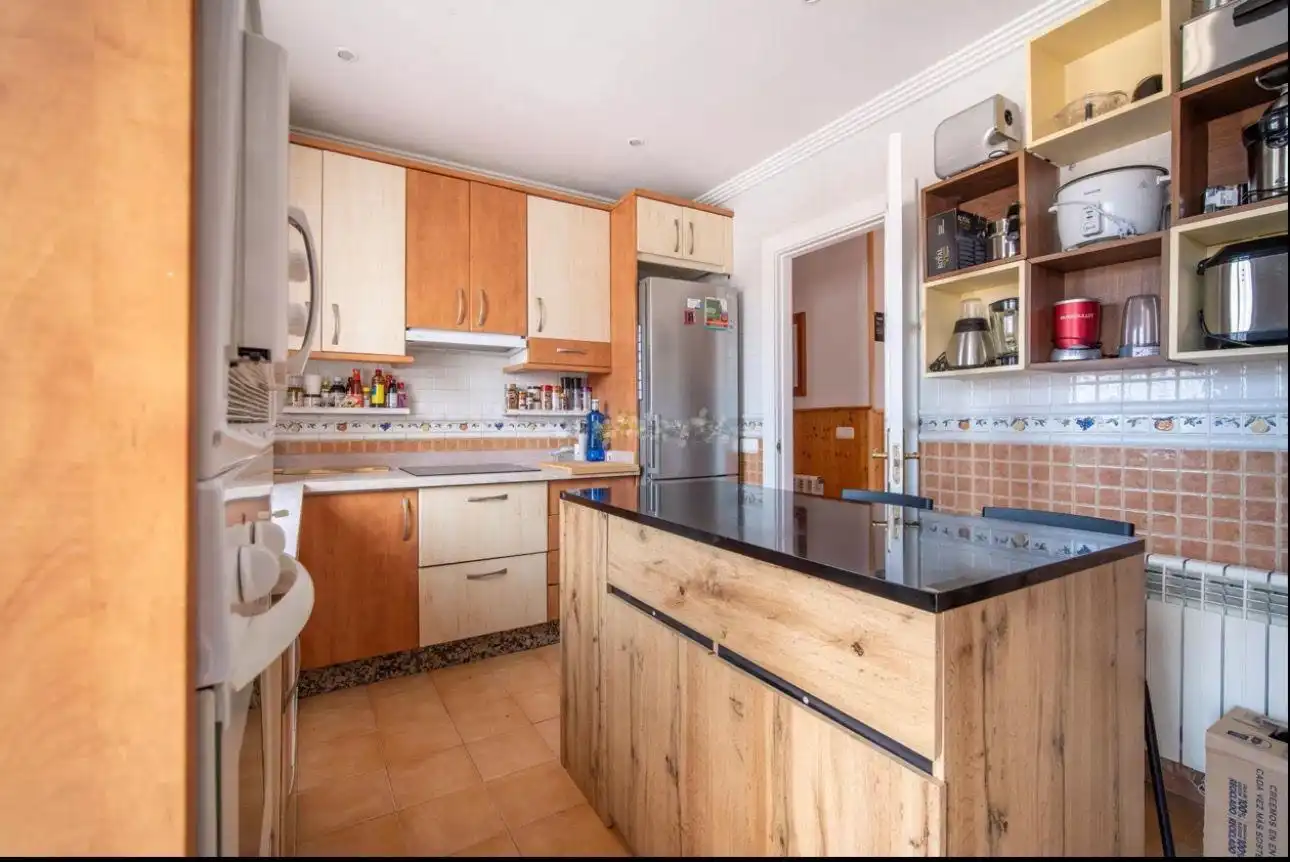 Casa bifamiliare con piscina in vendita a Puerto de la Torre - Atabal, imagen 2