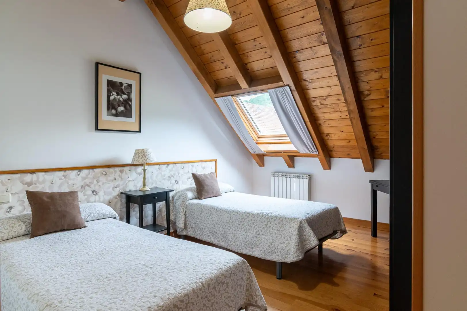 Habitación de Casa o chalet en venta en Aribe con Calefacción, Jardín privado y Parquet