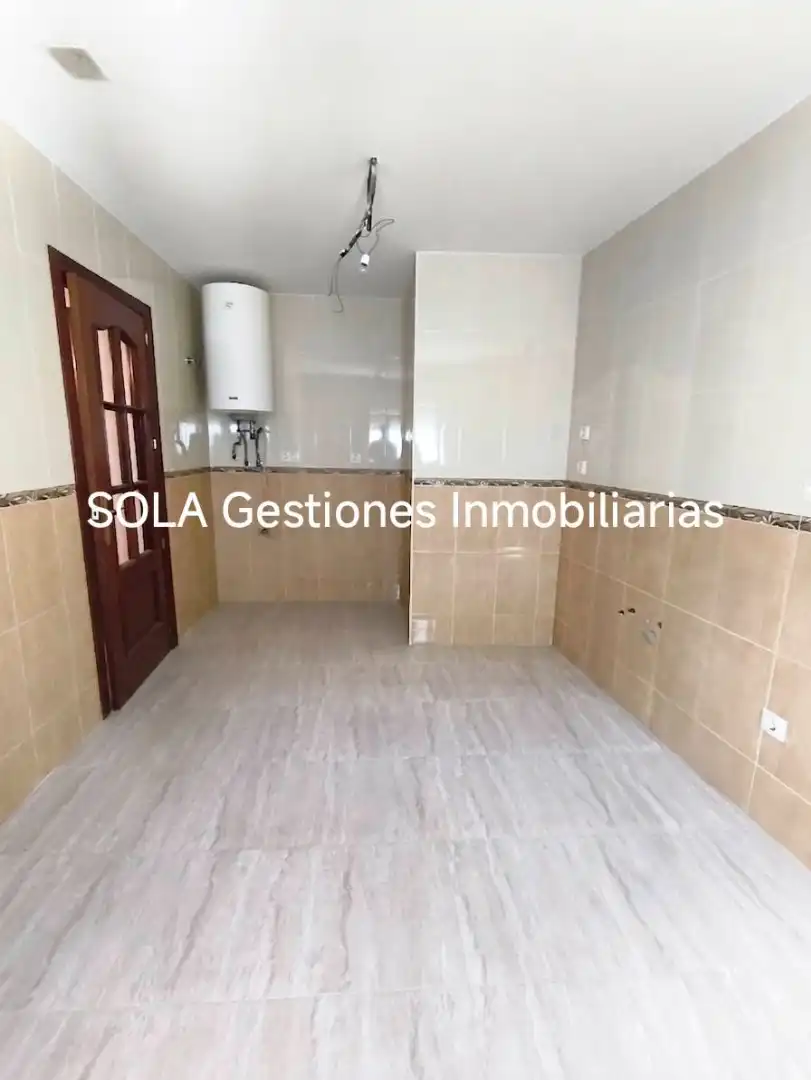 Flat with terrace for sale in Torreperogil, imagen 5