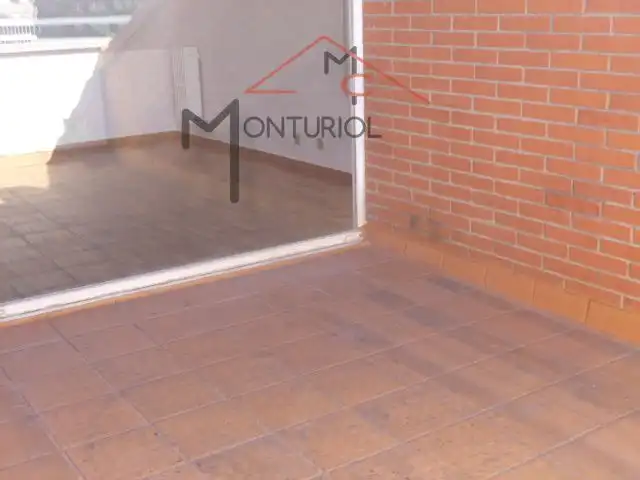 Terrassa de Casa adosada en venda en Sant Joan Despí amb Aire condicionat, Calefacció i Jardí privat