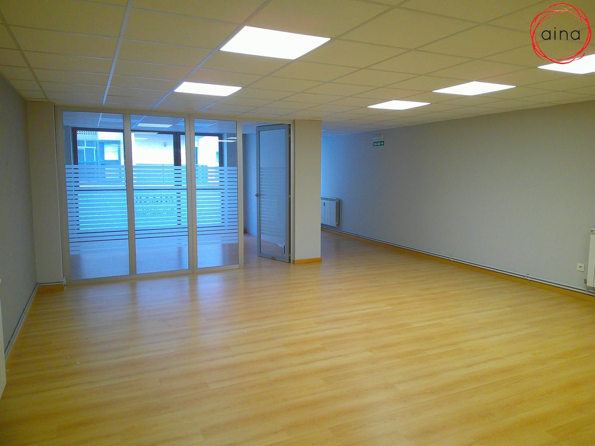 Office to rent in San Juan