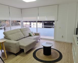 Living room of Flat to rent in Salt  with Air Conditioner, Heating and Parquet flooring