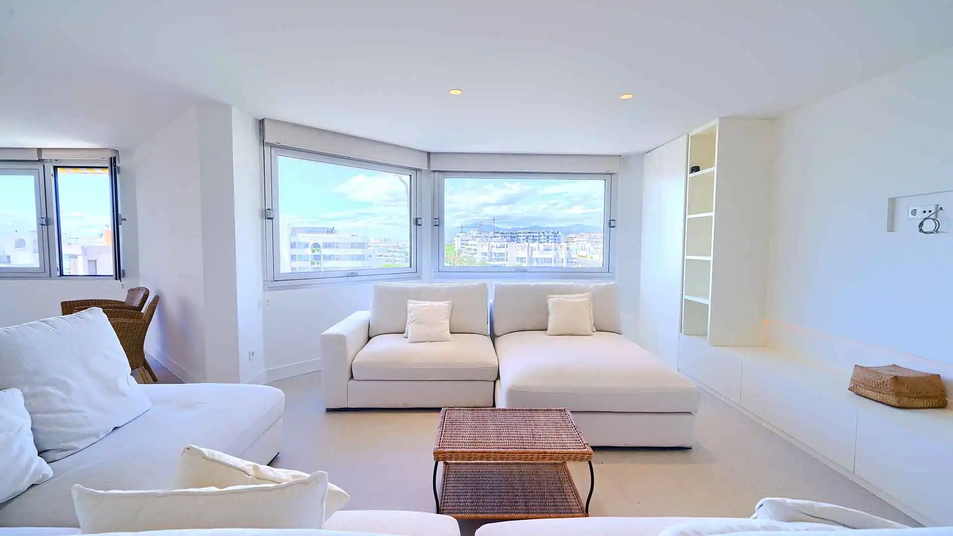 Living room of Attic for sale in Marbella  with Air Conditioner, Terrace and Storage room