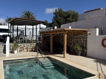 Maison avec piscine à vendre à Calle Miguel Servet 21