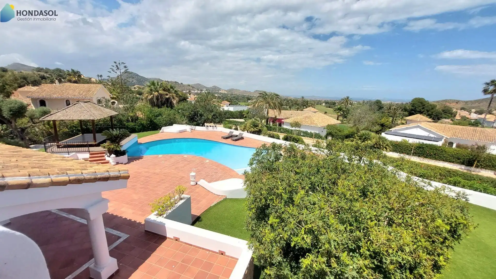Piscina de Casa o xalet en venda en Cartagena amb Aire condicionat, Jardí privat i Terrassa