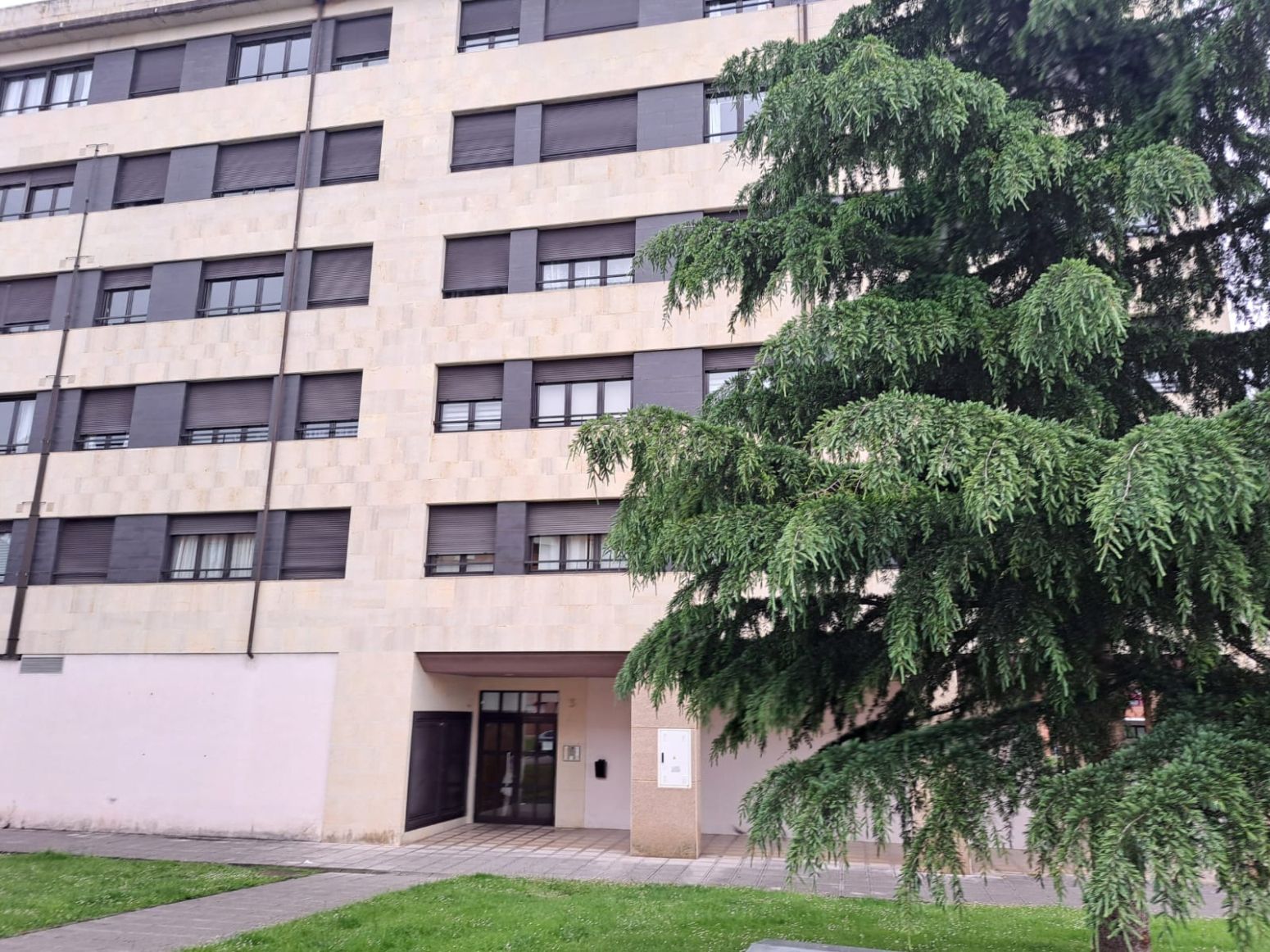 Exterior view of Flat for sale in Siero  with Heating, Private garden and Storage room