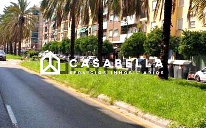 Exterior view of Flat for sale in  Valencia Capital  with Air Conditioner