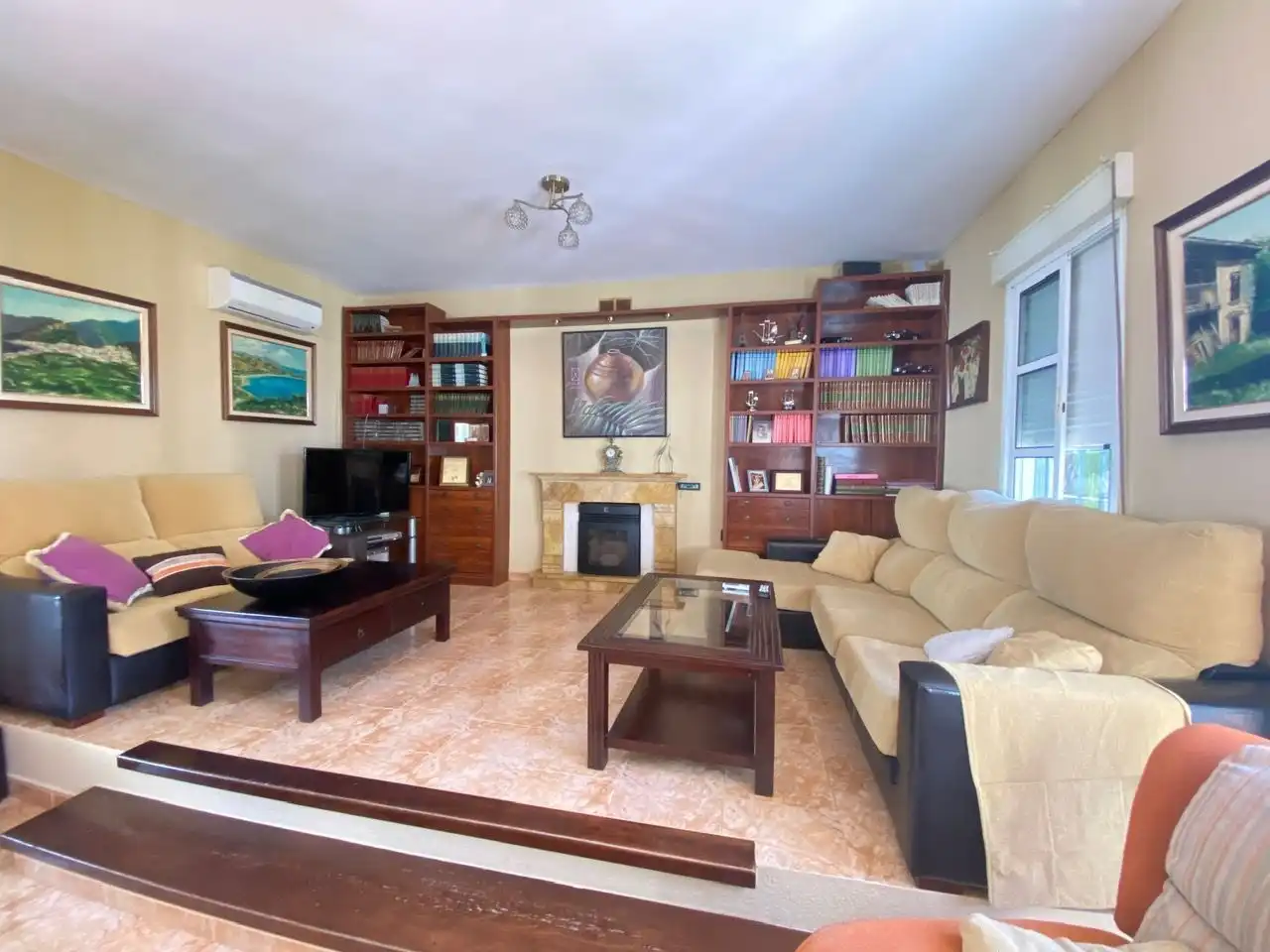 Sala de estar de Casa o chalet en venta en Aljaraque con Aire acondicionado, Jardín privado y Trastero