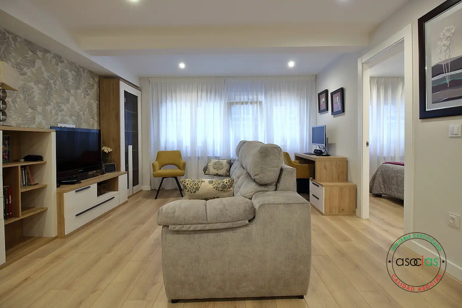 Living room of Flat for sale in Gijón   with Heating and Parquet flooring