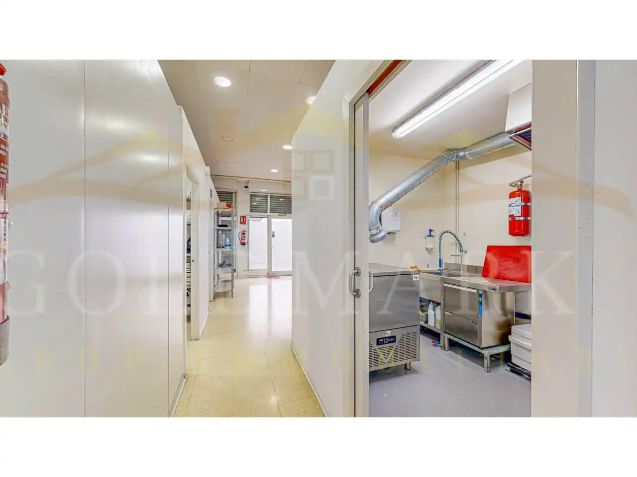 Kitchen of Commercial properties for transfer in Ripollet