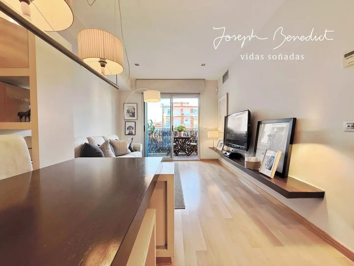 Sala de estar de Ático en venta en Castelldefels con Aire acondicionado, Calefacción y Parquet