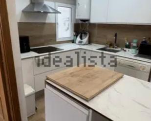 Cuina de Pis de lloguer en  Valencia Capital amb Aire condicionat, Moblat i Forn