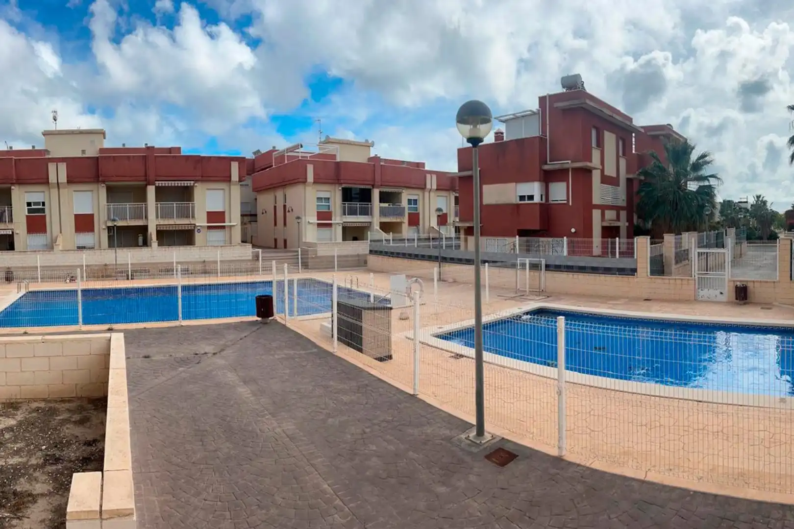 Piscina de Piso en venta en Orihuela con Aire acondicionado, Terraza y Balcón