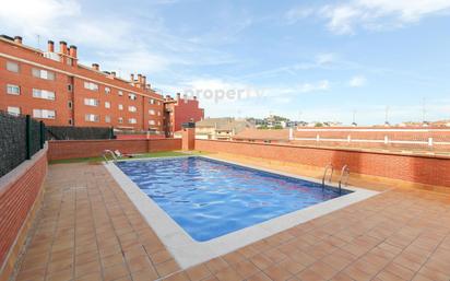 Swimming pool of Flat for sale in Manresa  with Heating, Parquet flooring and Terrace
