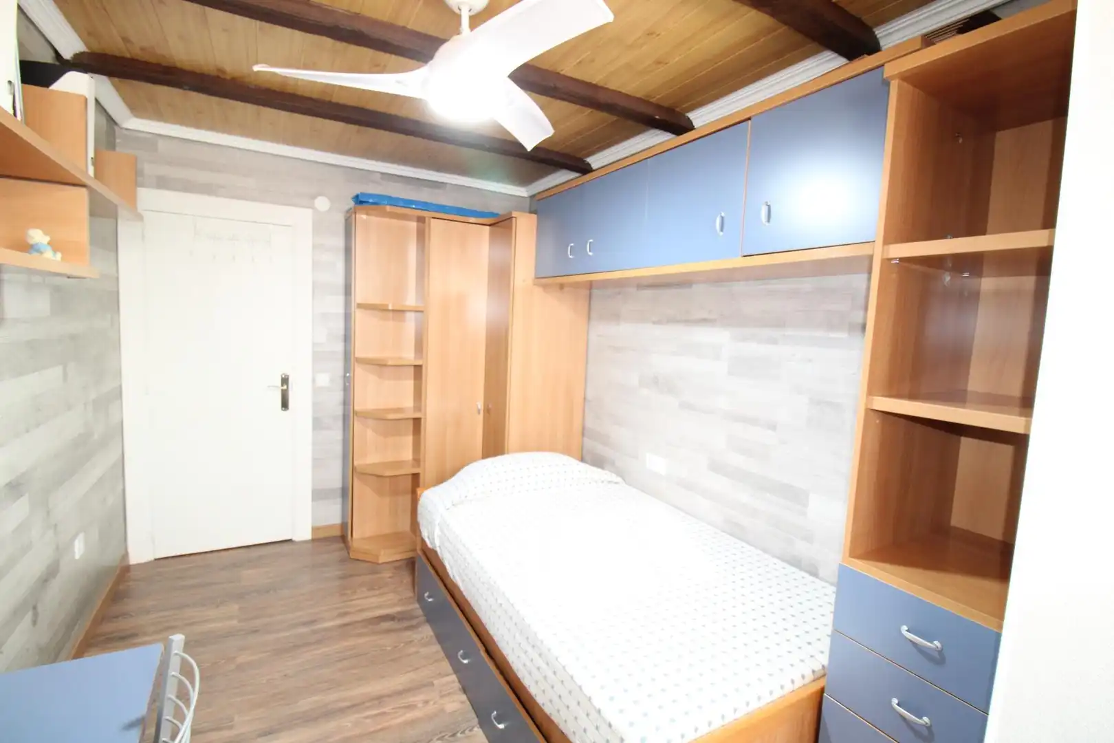 Habitación de Piso de alquiler en Murcia con Aire acondicionado