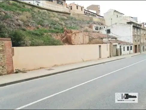 Wohnbaugrundstück zum Verkauf in Calle MEDIAVILLA
