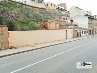 Residential land for sale in Calle MEDIAVILLA