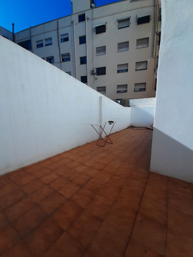 Terrassa de Pis de lloguer en  Valencia Capital amb Terrassa, Moblat i Forn
