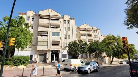 Foto 2 de Pis en venda a Calle Jerez Perchet, 24, Cortijo Bazán - Los Casinis - Los Cipreses, Málaga