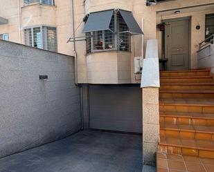 Aparcament de Casa o xalet en venda en Leganés amb Aire condicionat, Calefacció i Jardí privat