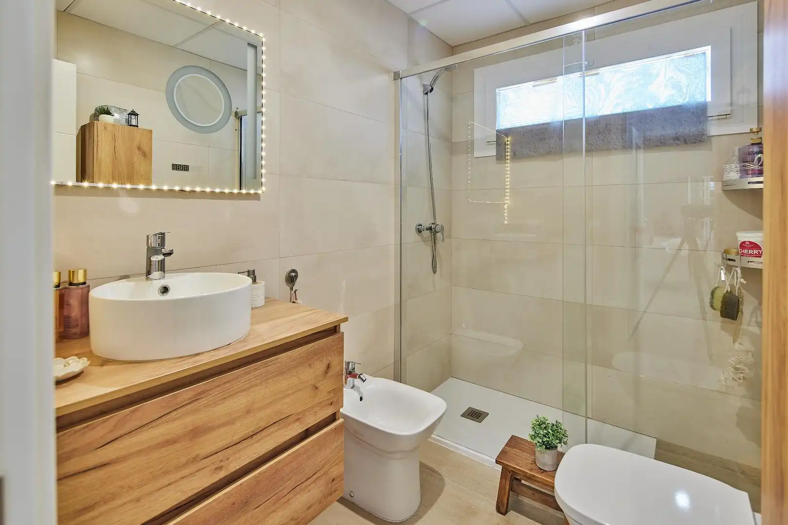 Baño de Piso en venta en Chiclana de la Frontera con Aire acondicionado y Terraza
