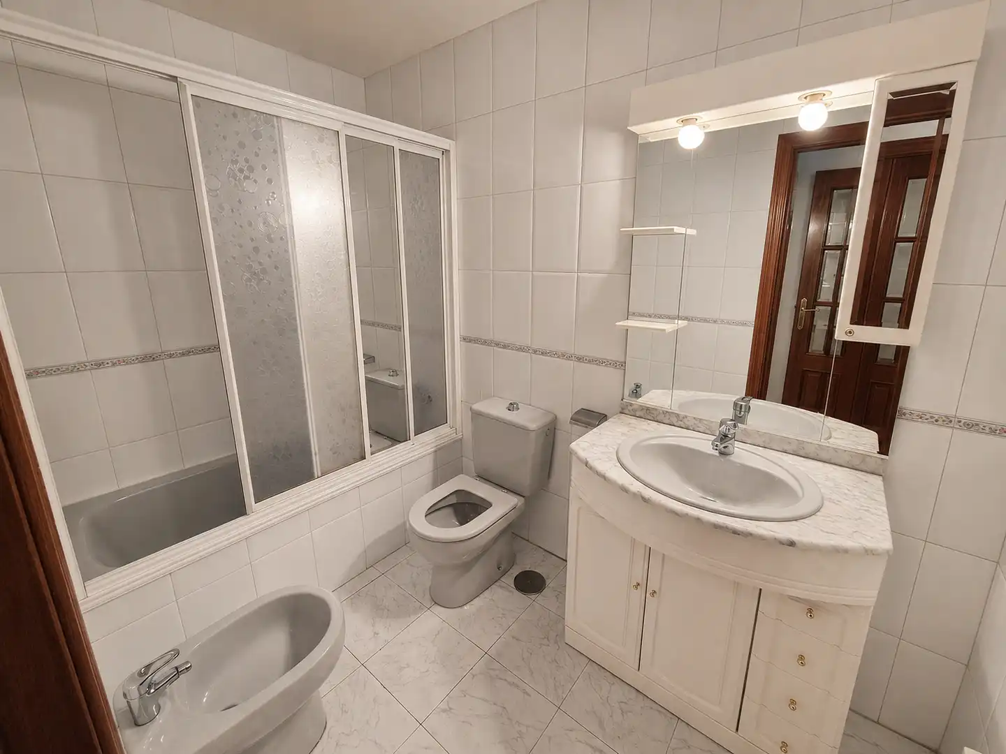 Badezimmer von Wohnung zum Verkauf in Coslada mit Klimaanlage, Heizung und Terrasse