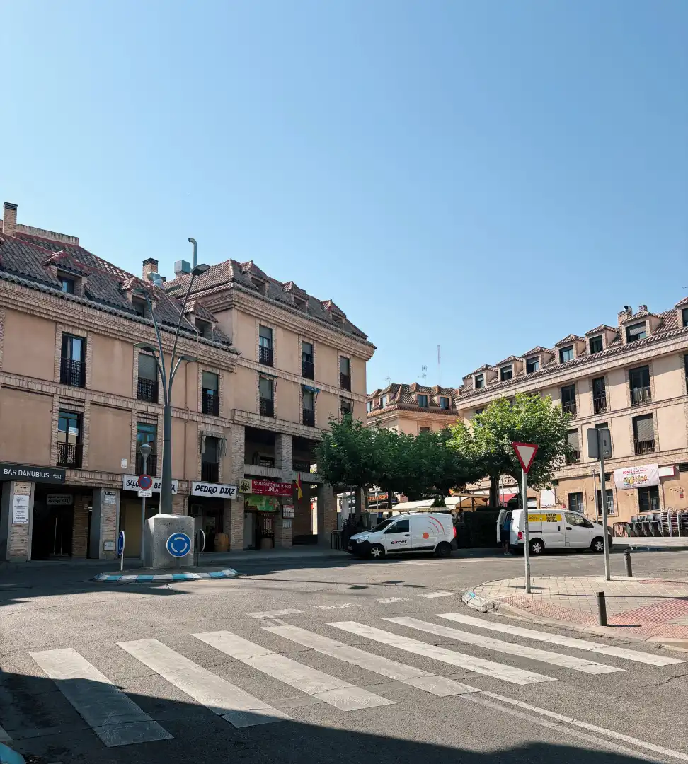 Vista exterior de Piso en venta en Las Rozas de Madrid con Aire acondicionado, Calefacción y Horno