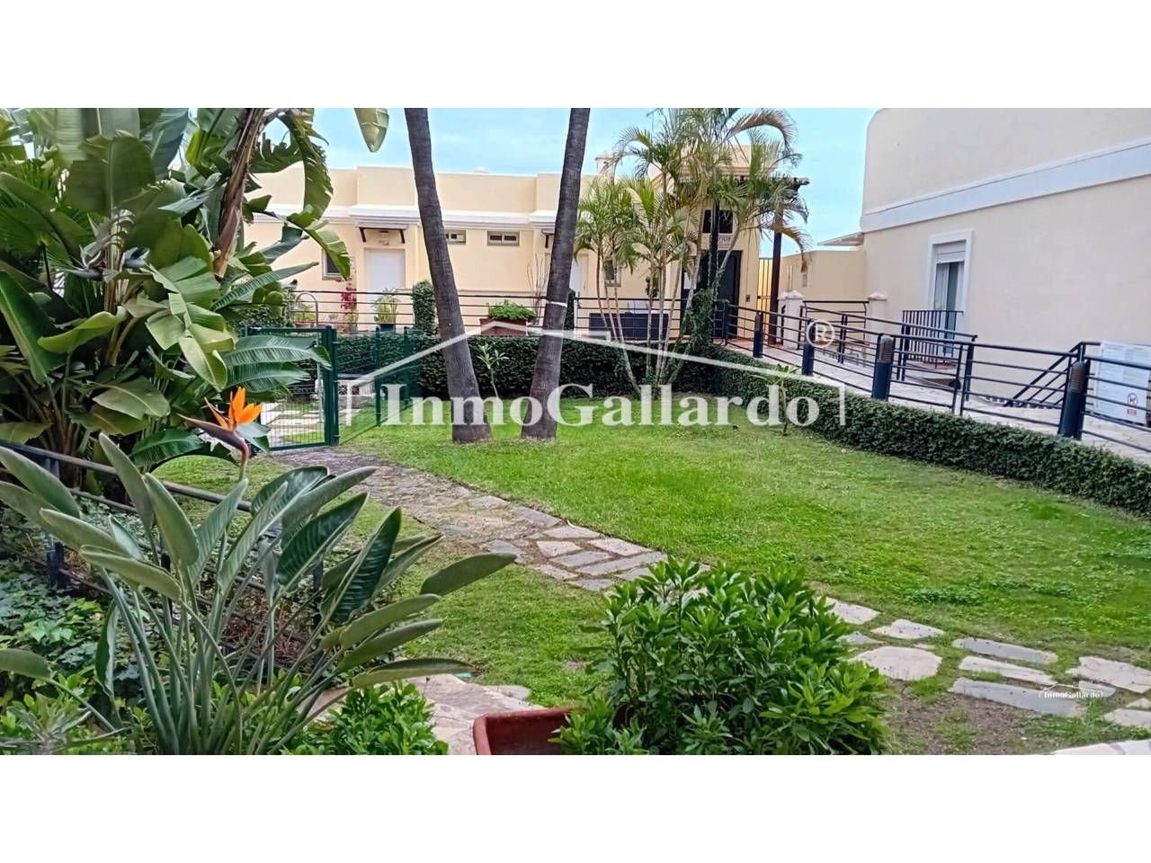 Jardí de Pis en venda en Rincón de la Victoria amb Aire condicionat, Calefacció i Terrassa