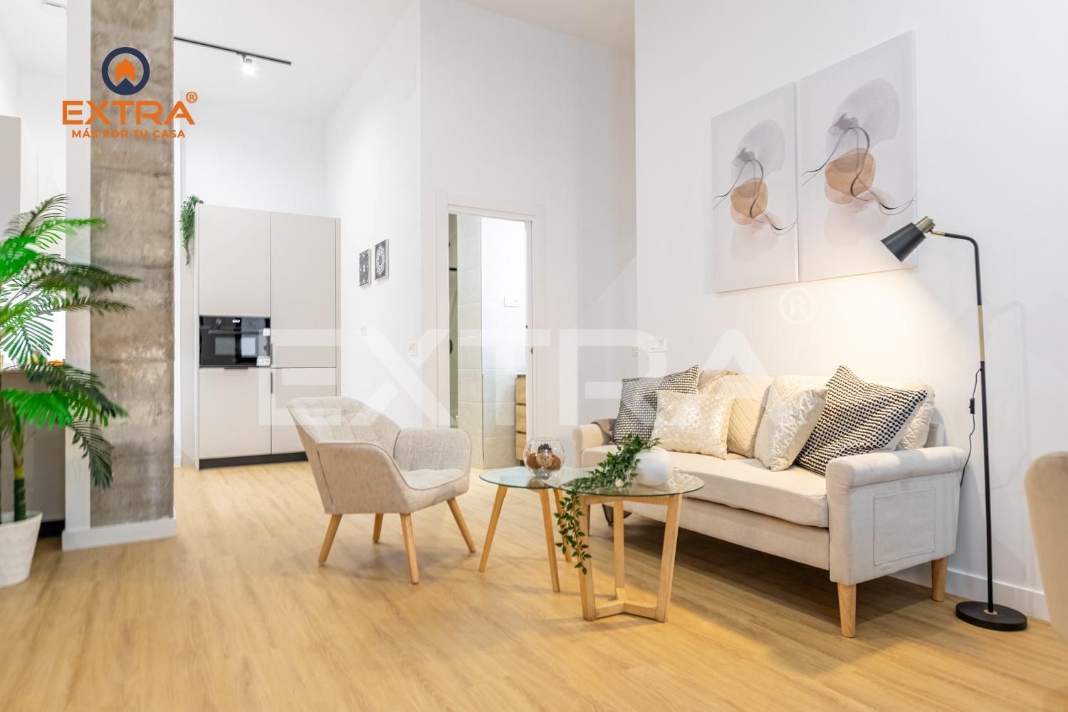 Sala de estar de Planta baja en venta en  Madrid Capital con Aire acondicionado