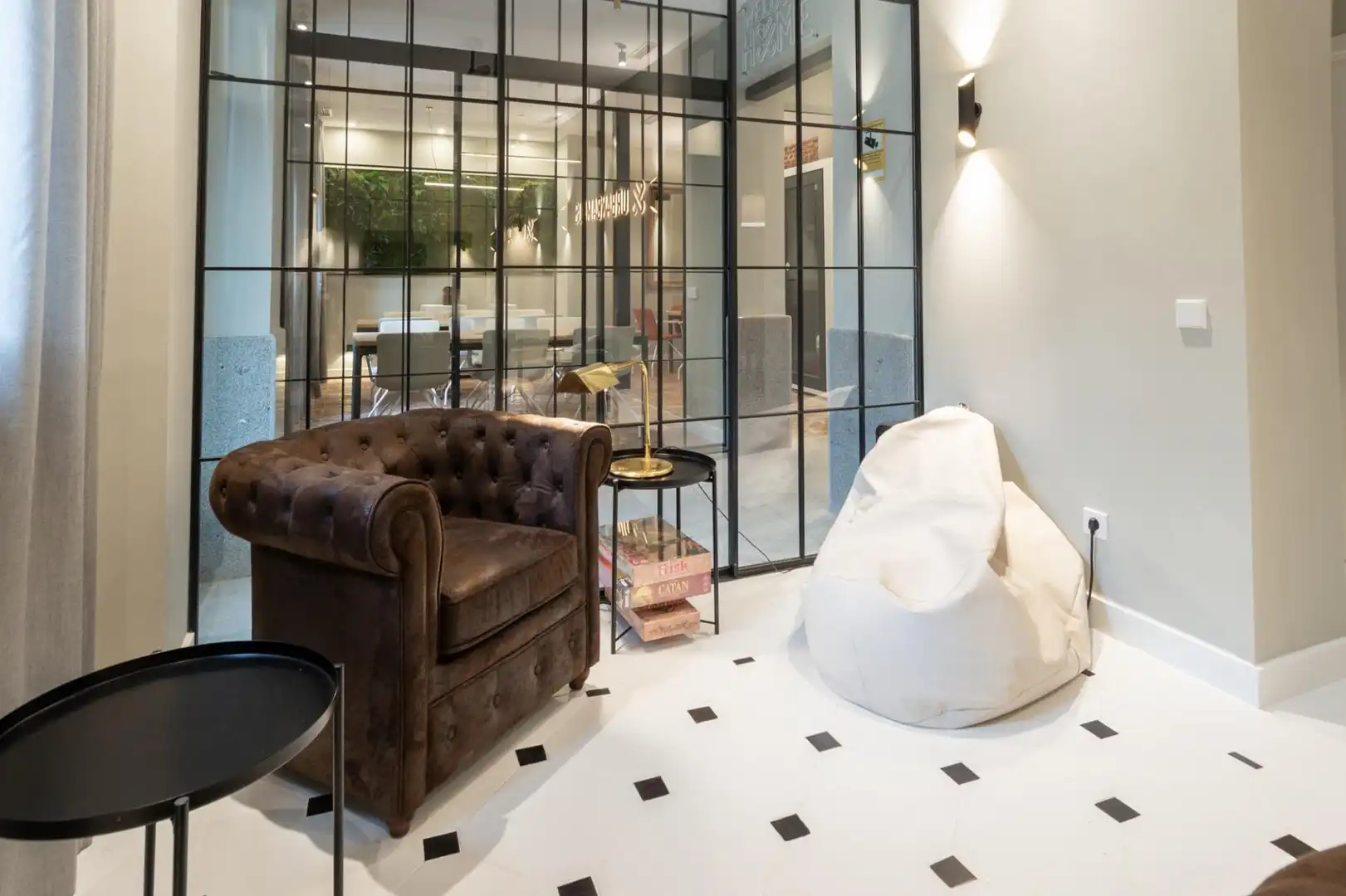Living room of Study for rent in Madrid  with Air Conditioner, Heating and Furnished