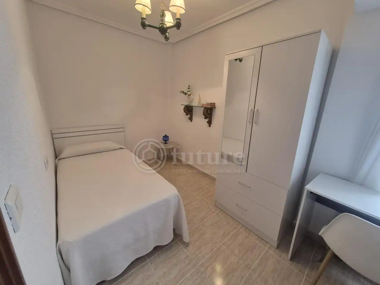 Schlafzimmer von Wohnung zur Miete in Salamanca mit Heizung, Möbliert und Balkon