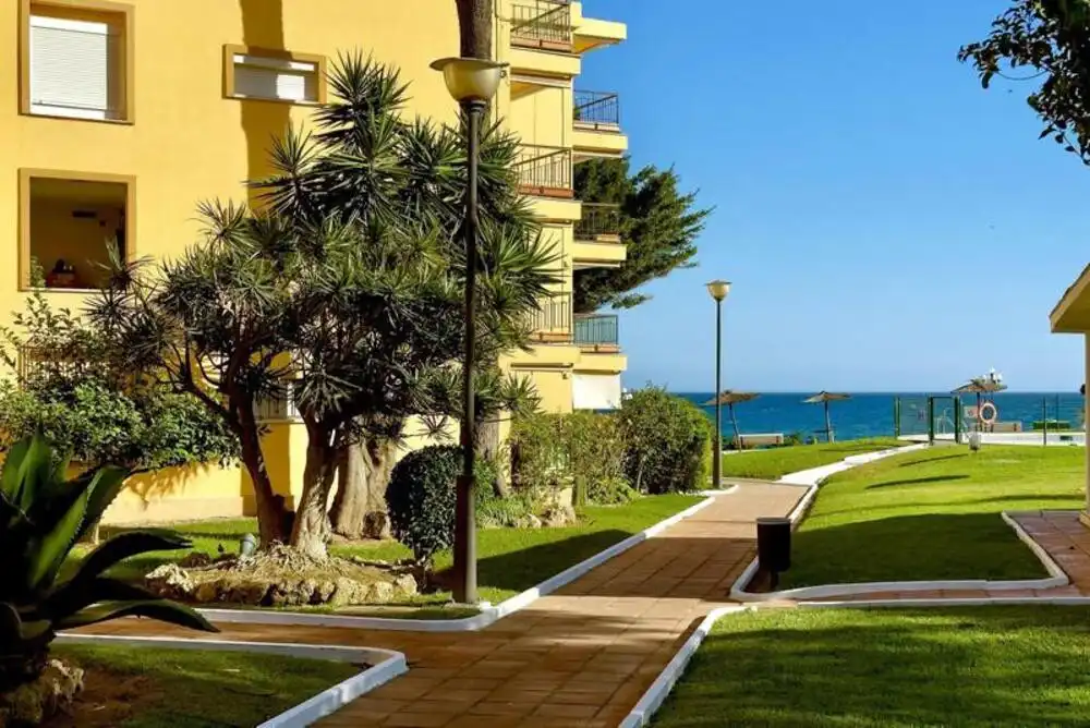 Exterior view of Apartments for sale in Estepona  with Air Conditioner, Terrace and Swimming Pool