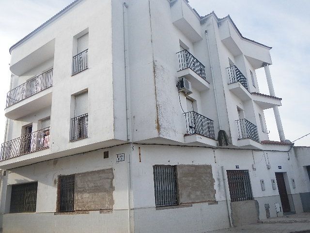 Vista exterior de Pis en venda en Fuente de Cantos