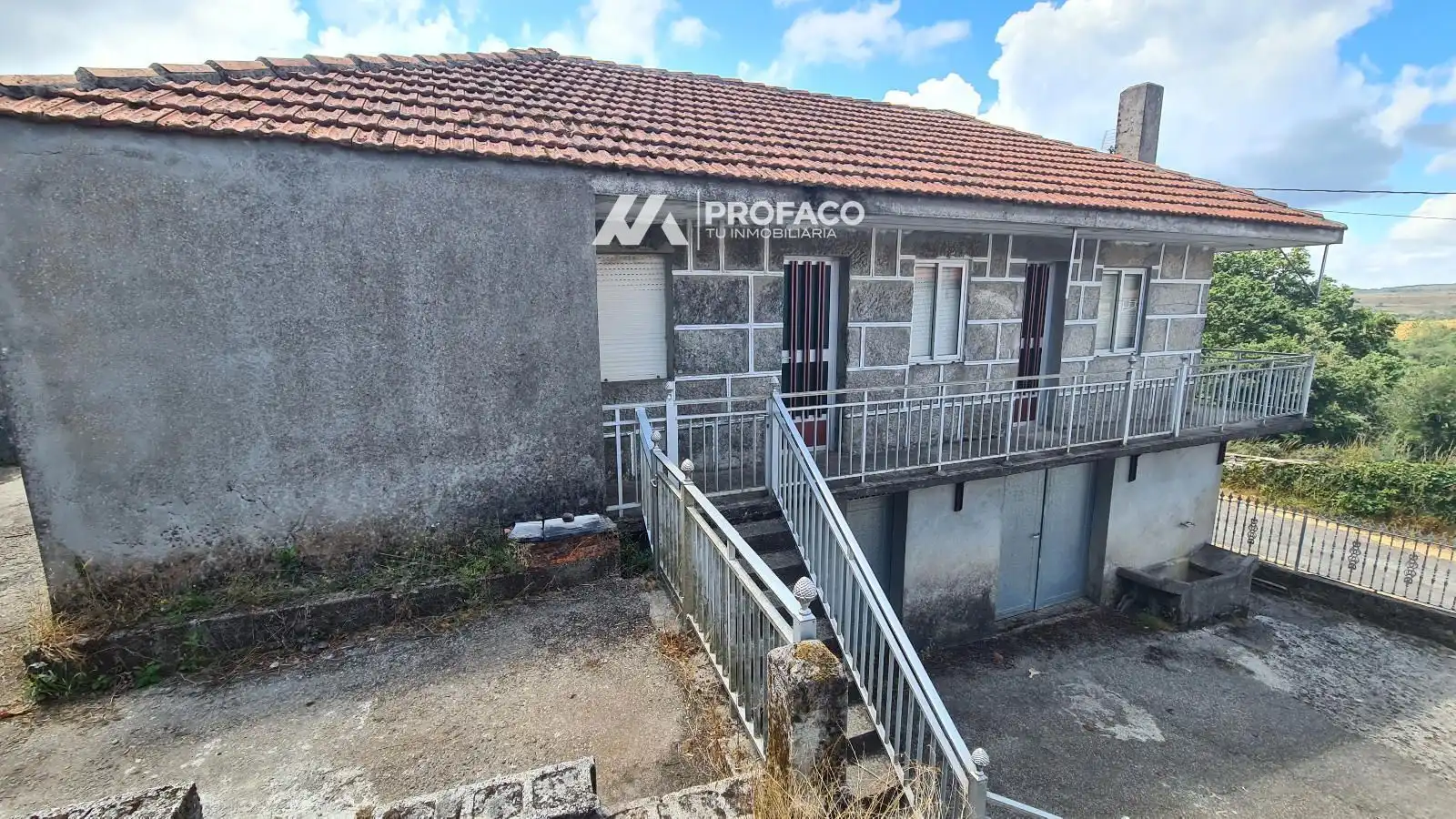 Vista exterior de Casa o chalet en venta en Boborás con Calefacción y Amueblado