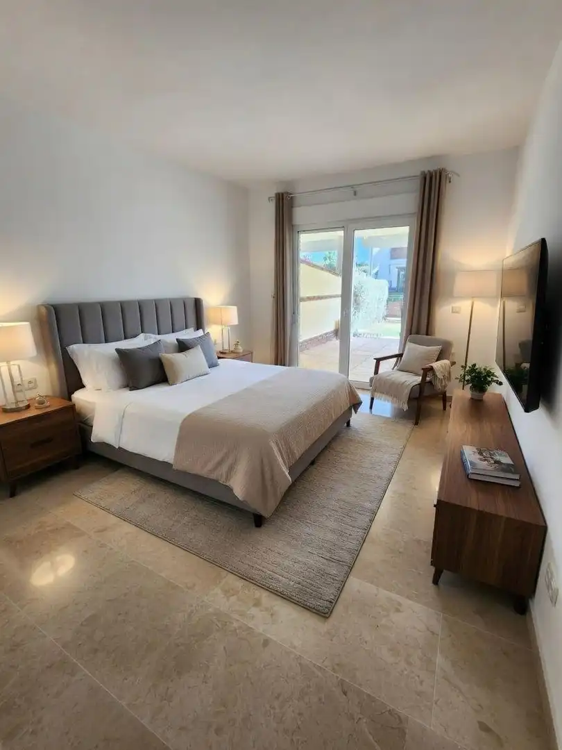 Schlafzimmer von Wohnung zum Verkauf in Mijas mit Klimaanlage, Heizung und Privatgarten