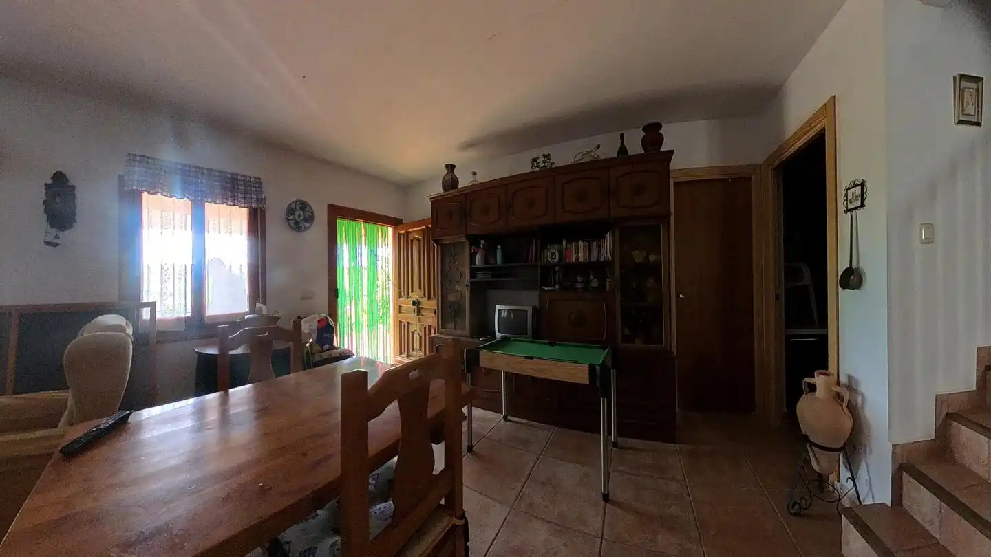 Cuina de Casa o xalet en venda en Robledo amb Terrassa i Balcó