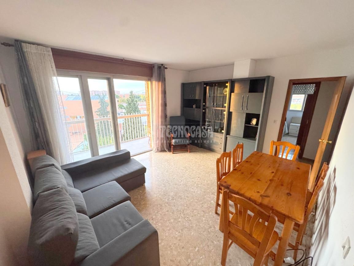 Living room of Flat for sale in  Madrid Capital  with Heating and Terrace