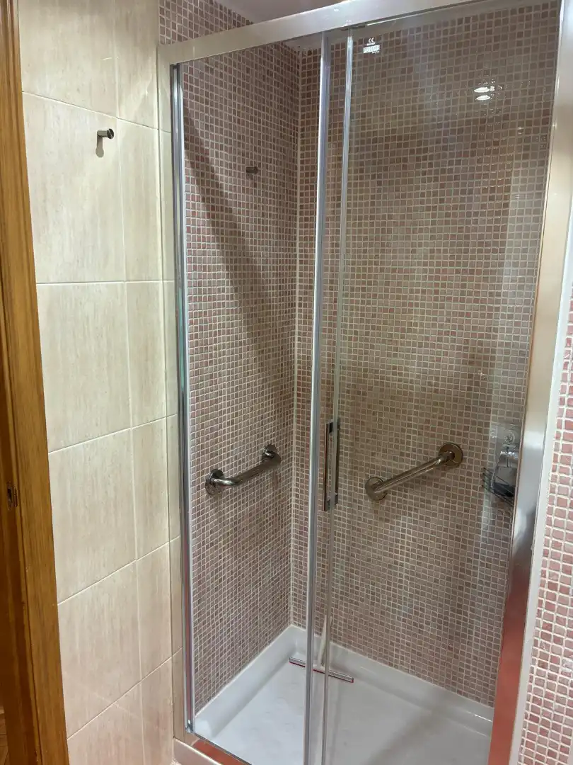 Bany de Pis en venda en Aranjuez amb Aire condicionat, Calefacció i Forn