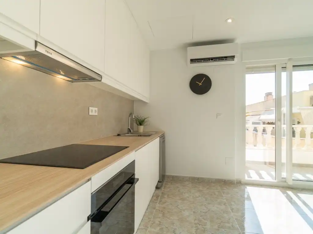 Kitchen of Apartments for sale in Torrevieja  with Air Conditioner, Furnished and Oven