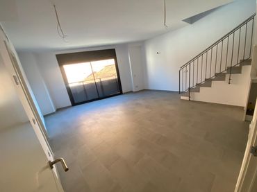 Duplex with balcony for sale in La Llagosta