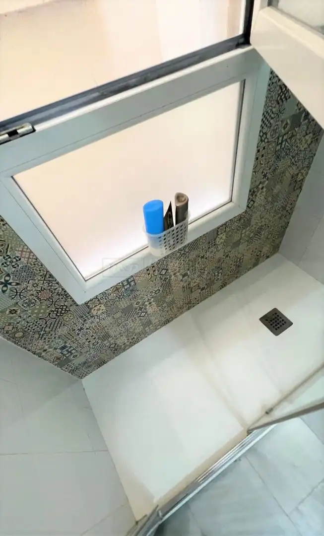 Bathroom of Flat for sale in Torrevieja  with Air Conditioner, Terrace and Furnished