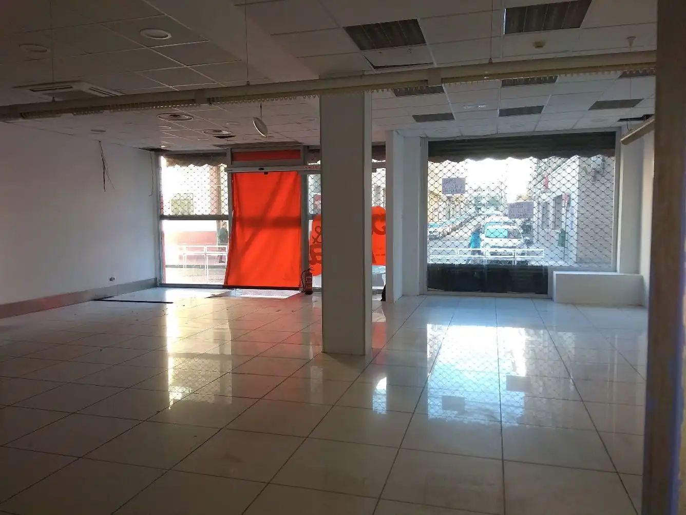 Local de alquiler en Zaragoza