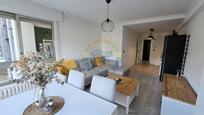 Living room of Apartment to rent in Vigo   with Heating