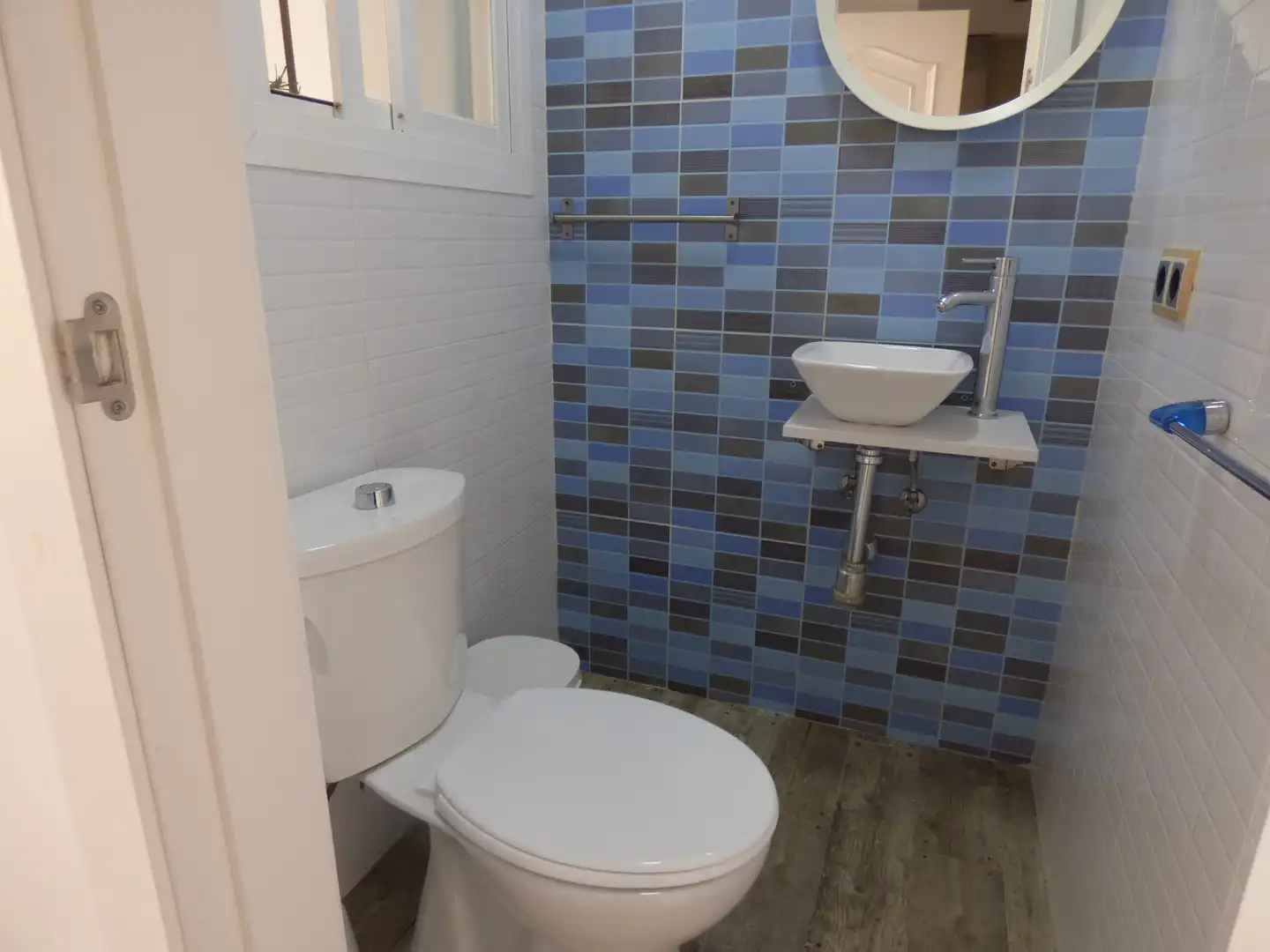 Bathroom of Detached homes for sale in Puerto Real  with Air Conditioner, Private garden and Community pool