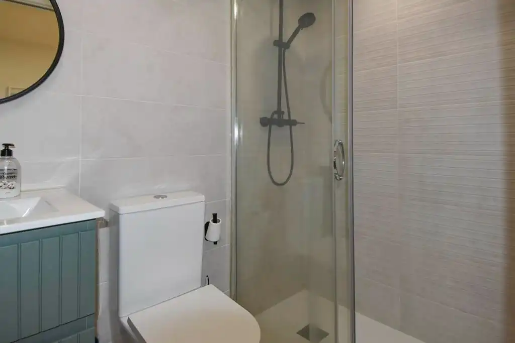 Bathroom of Flat for rent in Palamós  with Air Conditioner, Storage room and Furnished