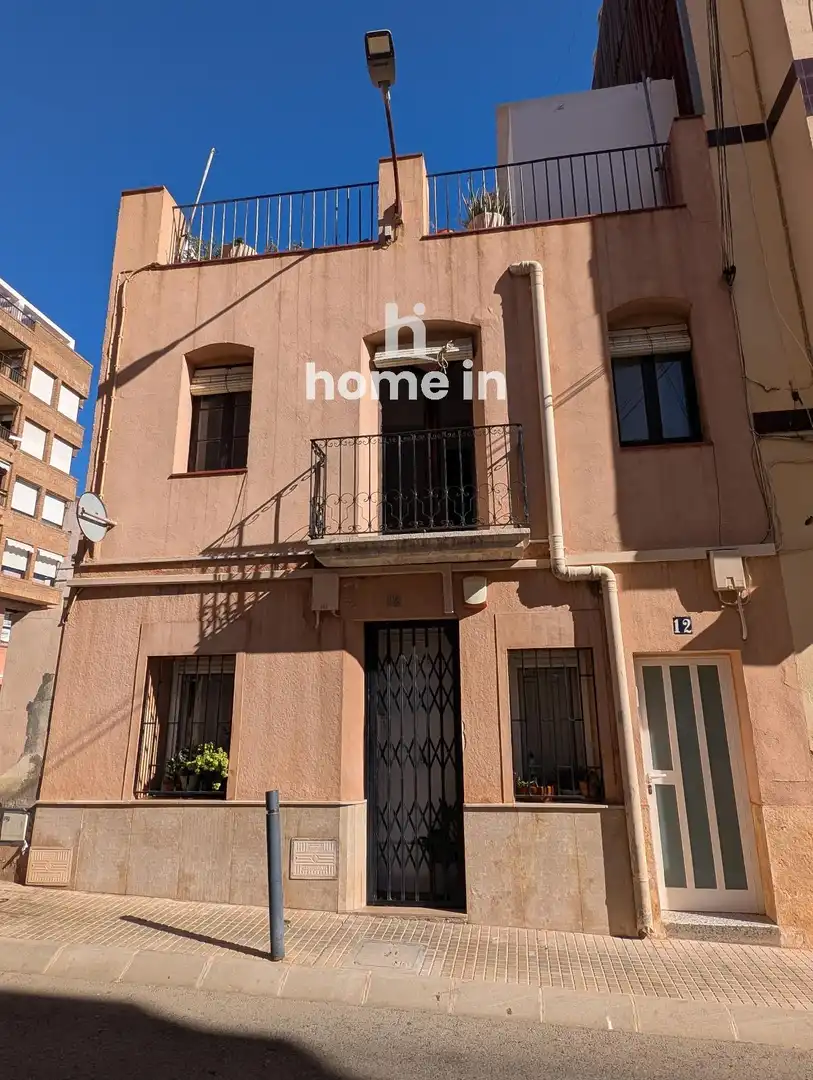 Vista exterior de Piso en venta en La Ràpita con Aire acondicionado y Terraza